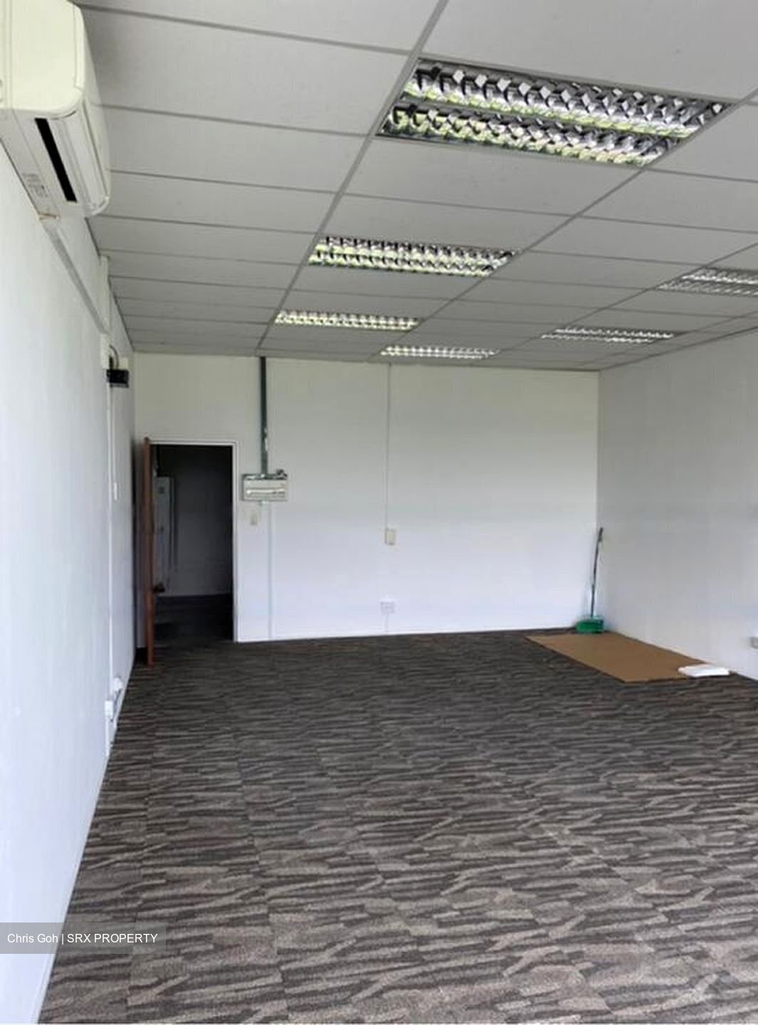 Woodlands Bizhub (D27), Office #456909781